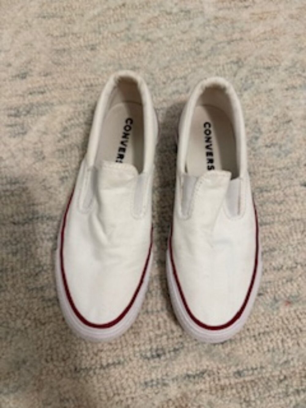 Like New - White Converse All Star Sneakers